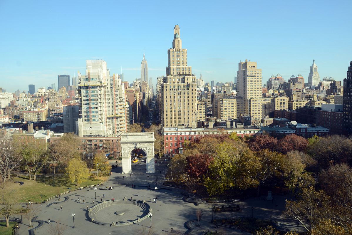 03 New York Washington Square Park In Autumn With One Penn Plaza, 2 Fifth Ave, Empire State Building, One Fifth Ave, Brevoort East, Met Life Tower From NYU Kimmel Center